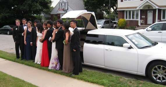 Prom Limo Services Near Me