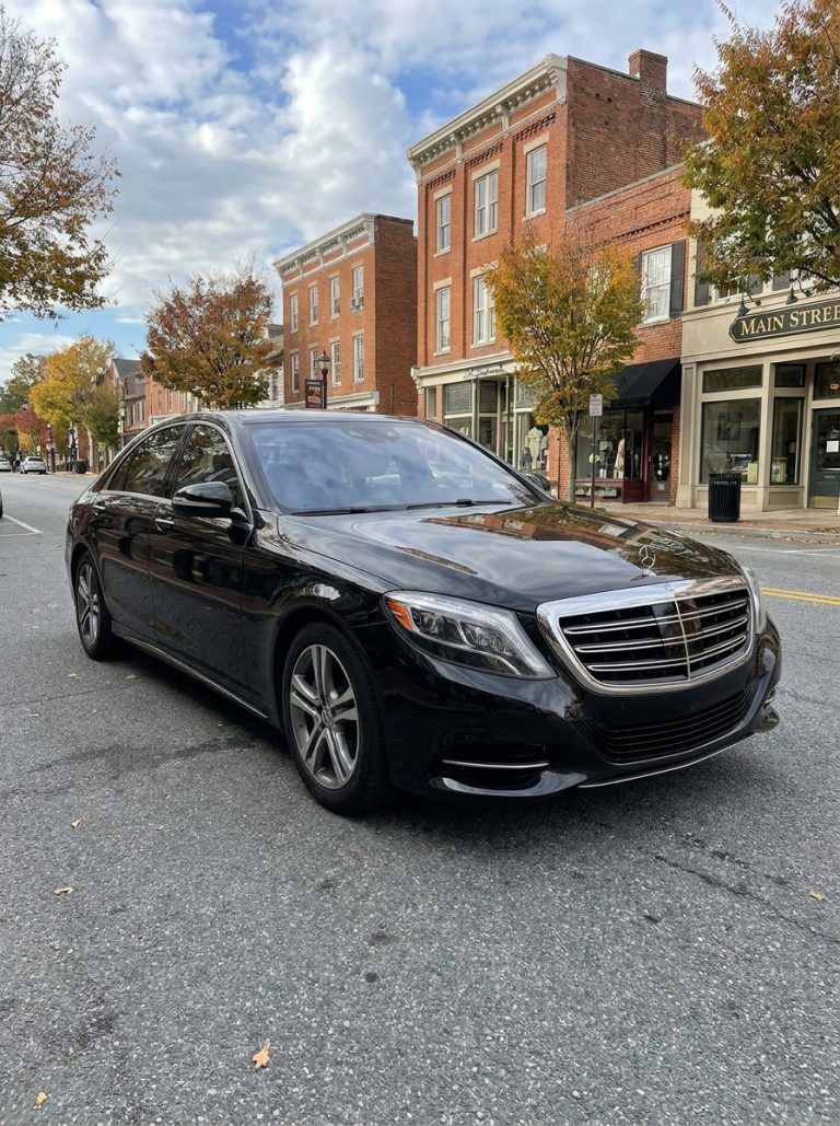 Limo service in {city} 