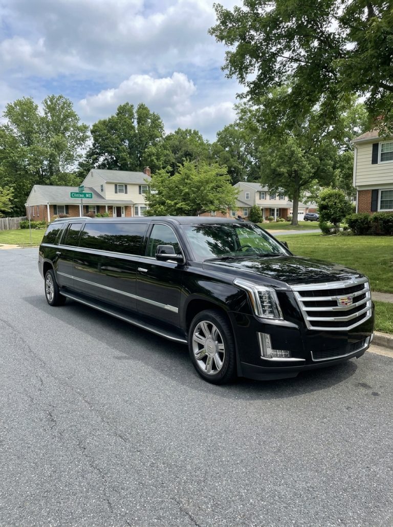 Limo service in {city} 